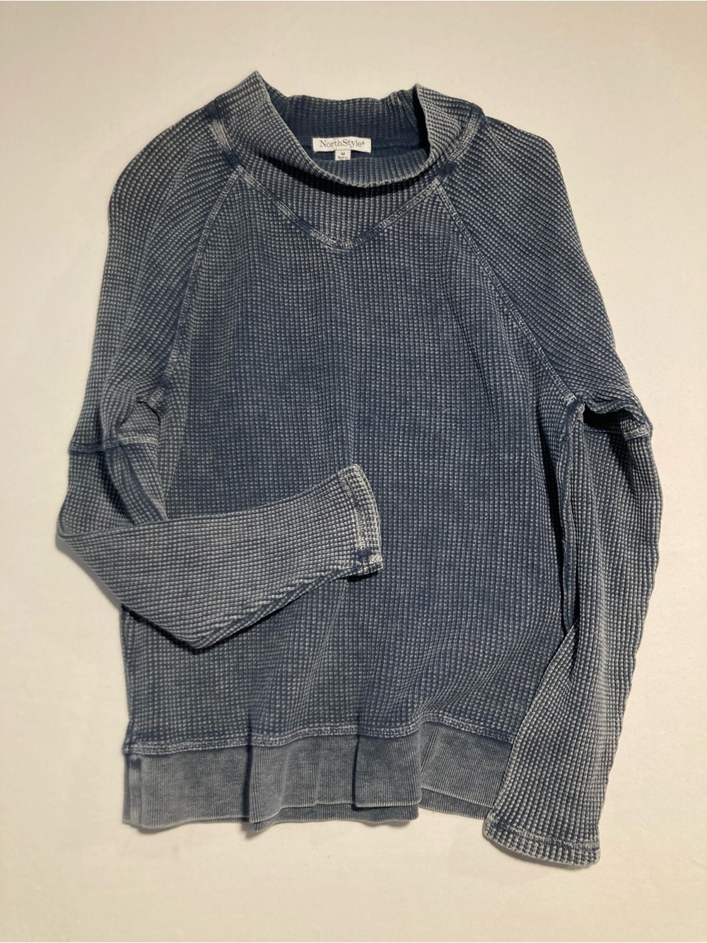 NorthStyle Women’s Blue Waffle Knit Top Size M